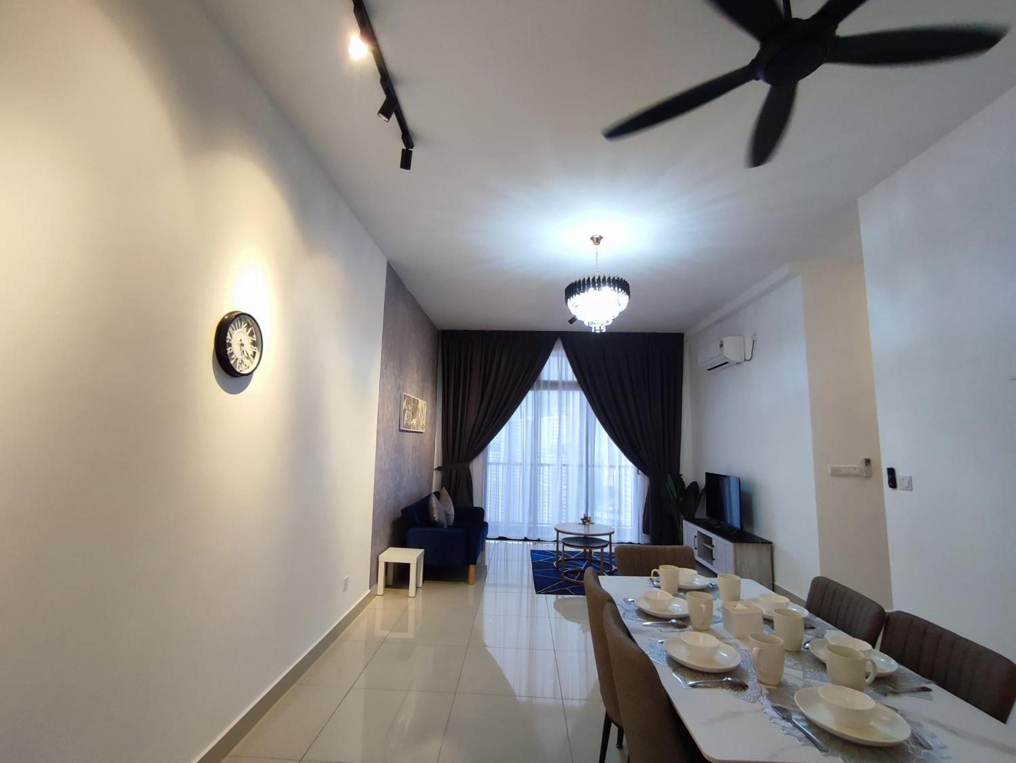Twin Tower Johor Bahru By Glex Apartamento Exterior foto