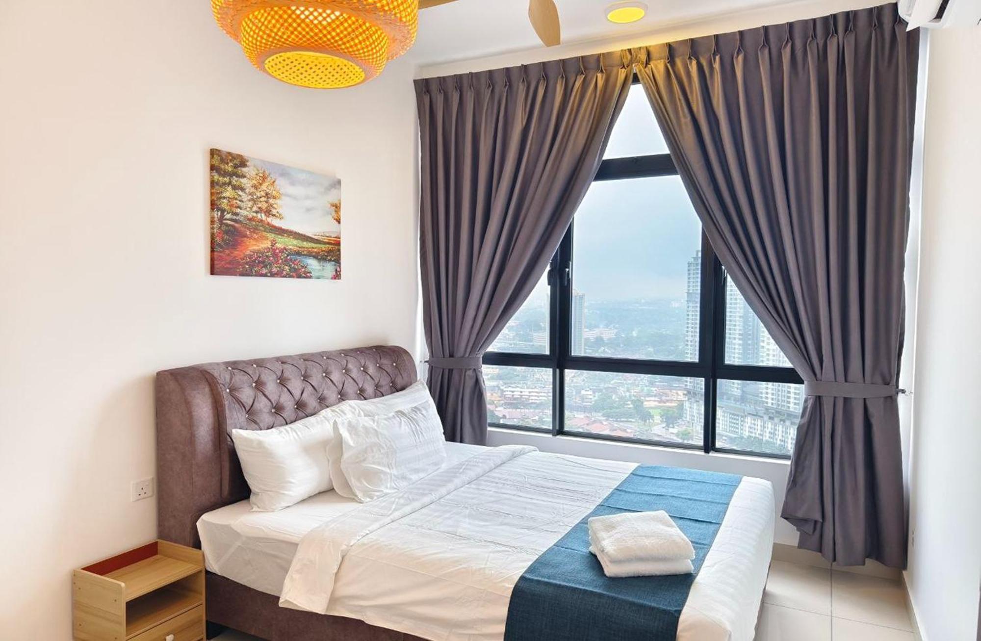 Twin Tower Johor Bahru By Glex Apartamento Exterior foto